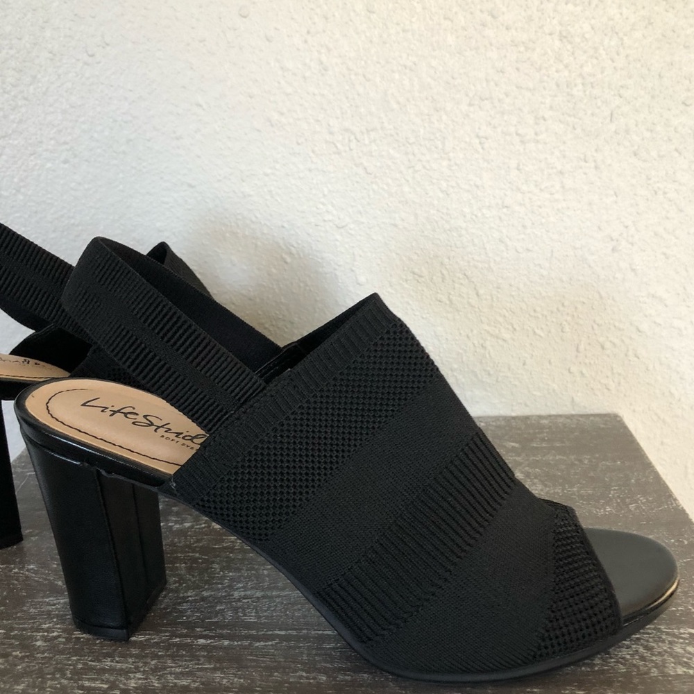 Life stride size 10